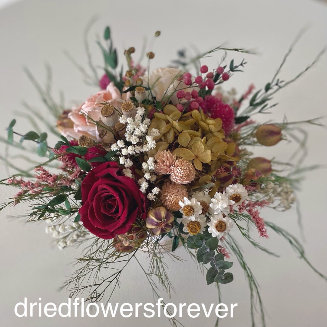 Red & Pink Floral Arrangement